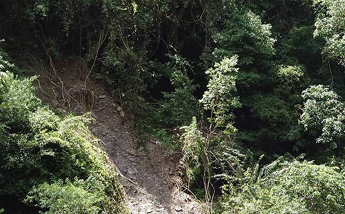 豪雨釀災！霞喀羅國家步道16公里處土石崩坍