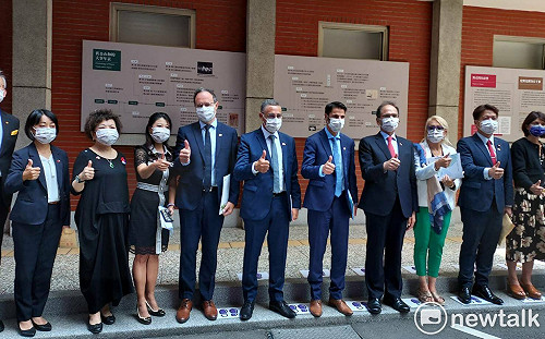 接見法國訪團 游錫堃：需要再教育的是中國駐法大使