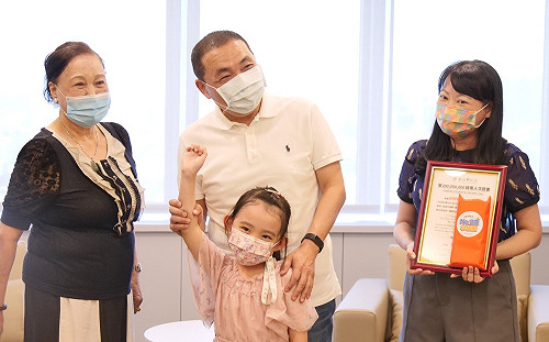 新北YouBike第2億騎乘人次幸運兒現身！