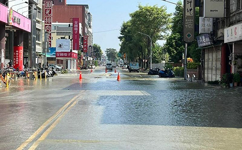 苗栗縣頭份自來水爆管！8萬戶今早無預警停水