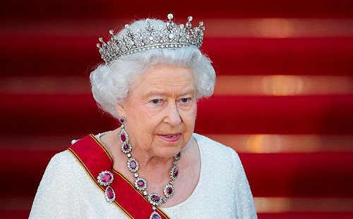 哀悼過世的女王　英超聯賽延賽10場