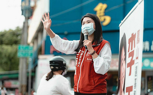 柯志恩三箭齊發  基進李雨蓁：只求兌現政策白皮書一件