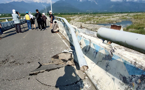 快訊》14：44再發生強烈有感地震 氣象局估10縣市至少3級震度搖晃