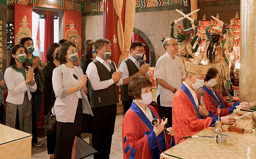 918大地震 陳時中到指南宮祈福