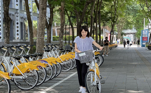 922世界無車日 騎新北YouBike「一騎減碳愛地球」