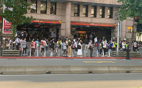 北捷文湖線又出包！尖峰時刻系統故障網全炸鍋：已不是第一次