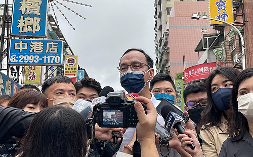 余天酸國民黨沒人、就是侯選總統 朱立倫：綠有許多搞抹黑抄襲人才