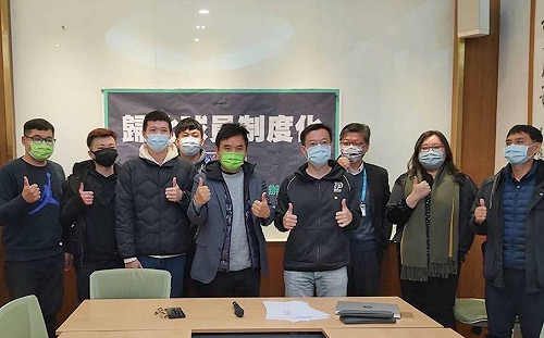 蔣萬安曬戴維斯合照蹭熱度？莊瑞雄：「把歸化球員當作選舉工具」