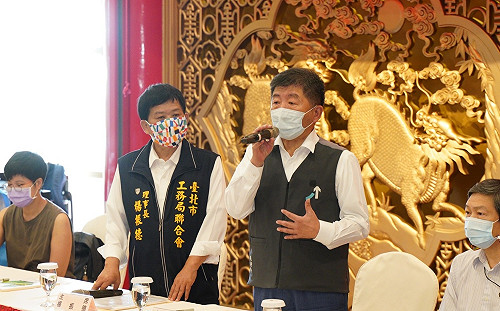 盼撥雲見日卻遭酸自找的 陳時中：競爭對手不用潑冷水