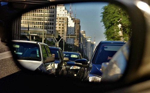 老翁1天3碰瓷！車主怒報警下場曝