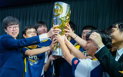 CFO前進世界賽　主帥Achie談新版本