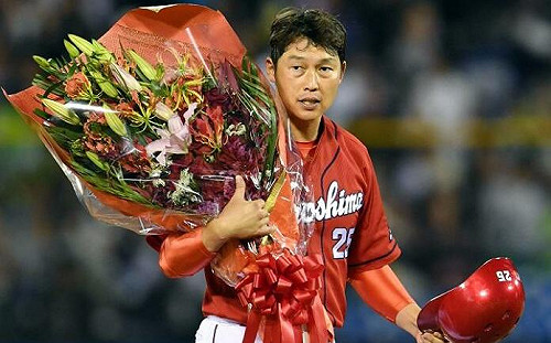 震撼彈！新井貴浩接廣島監督