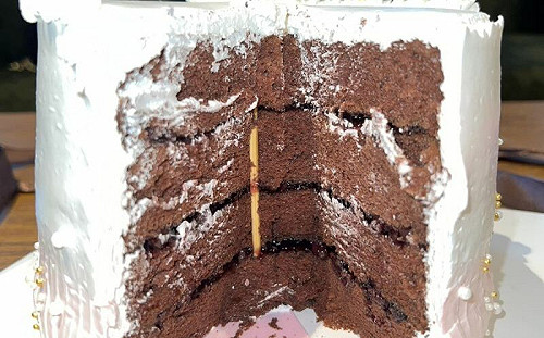 網紅蛋糕買3400！她吃1口傻眼