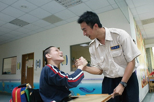 送替代役的新年禮！每月主副食費調增4.81%