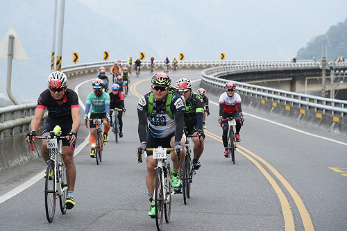 探索新中橫自行車活動 千人挑戰自我