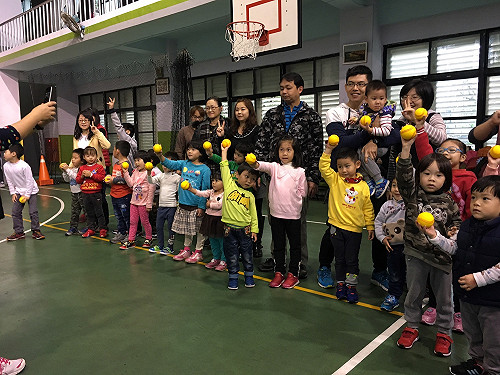 暖暖幼教資源中心 也玩棒球經典賽