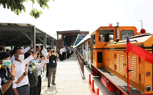 最快連結最慢 蒜頭糖廠五分車延駛嘉義高鐵站今通車