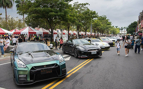 超跑＋車模 嘉義市文化商圈成果發表會魅力四射