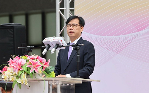 韓國瑜返高為國民黨站台  陳其邁：推薦他搭輕軌看台灣設計展