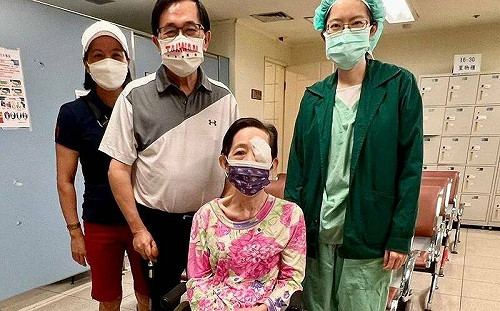 吳淑珍驚傳罹癌 陳水扁：雙十節左眼瞼動手術切除惡性腫瘤防止蔓延