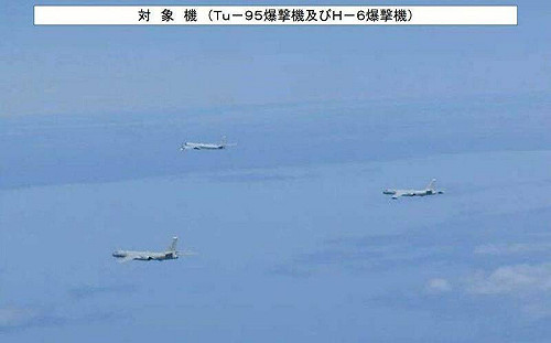 中俄8軍機聯手入侵韓航空識別區 日、韓戰機緊急升空攔截