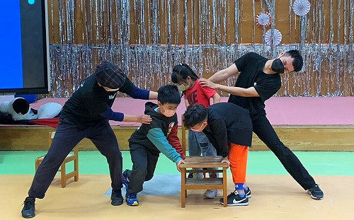 魔梯形體劇場藝術能量點亮新北坪林、烏來帶來創意火花！