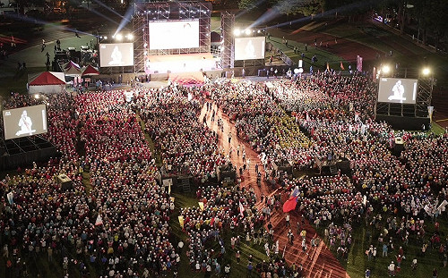 一萬人是給你面子湊整數！四叉貓秀官方座位圖打臉盧秀燕