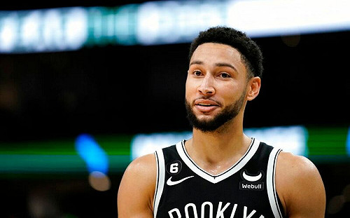 首秀犯滿　西蒙斯坦言自己太興奮了