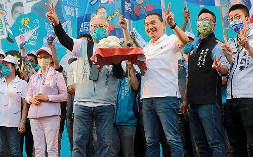 蘆洲競總主委陳宏昌力挺連任　侯友宜：為「2」好好做代誌