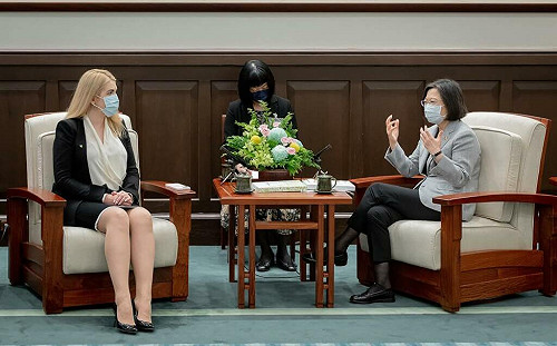 烏克蘭友台議員見蔡英文感謝台灣沒有袖手旁觀 挺身而出制裁俄羅斯