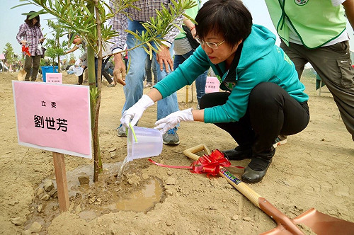 平風波 劉世芳：指涉、謠言、中傷 不是陳菊樂見的