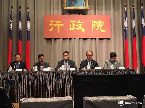 行政院通過年改會版草案 18%六年內退場