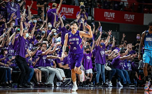 歸化、外籍生開特例 棘手問題何解?