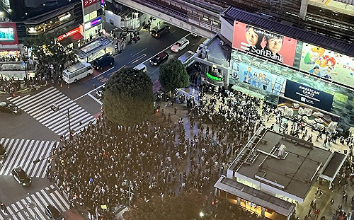 (影) 下一個梨泰院 ? 澀谷萬聖節人滿為患 晚間禁酒、派350警力仍滿地醉漢