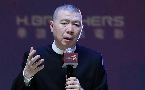 二十大讓人怕! 清空2,200萬粉絲微博帳號 馮小剛也「潤」去美國？