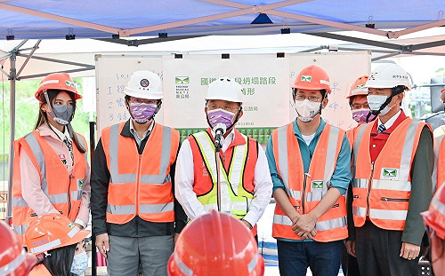 蔣萬安批「綠共一家親」 蘇貞昌指蔣孝嚴曾當中國買辦 反問「到底誰在舔共」