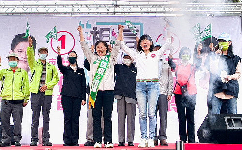 代林佳龍出席周雅玲競總成立  廖婉如：市長不能只是好好做事