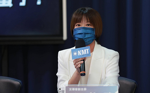 綠轟侯友宜把市府當國民黨部喬初選 江怡臻回擊：綠能你不能？