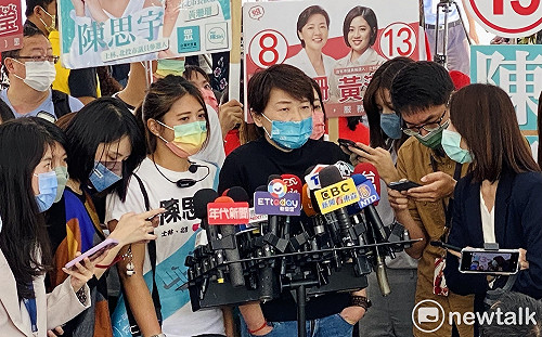 蔣萬安提恢復YouBike前半小時免費 黃珊珊嗆「草包政見」