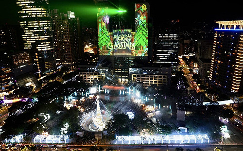 歡樂耶誕城極光中開城 Disney 主燈秀點亮新北