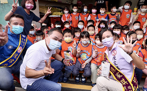 石門、三芝大造勢！侯友宜挺陳偉杰、陳家琪高票凍蒜 