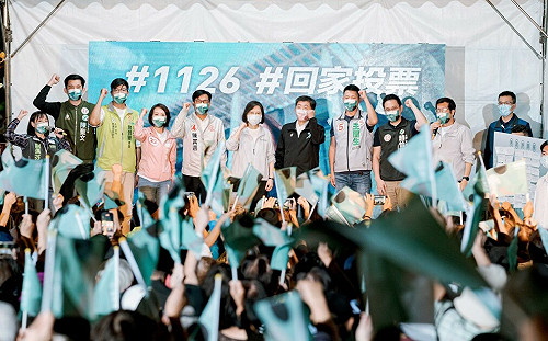 北高合體!陳其邁北上現身力挺 陳時中笑稱:我被罵他也有點責任啦