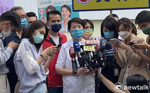 國民黨打陳時中曾赴中 黃珊珊：藍營去的更多不是？