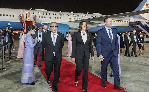 不讓習近平在 APEC 獨大! 賀錦麗用經濟政策與習過招