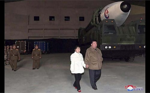 北韓試射「火星-17」後 金正恩發豪語：要擁有地表最強大核武