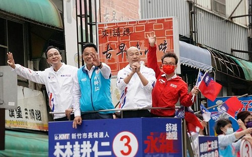 趙少康幫高虹安緩頰 致攻擊上進退兩難？林耕仁：票不是名嘴投 