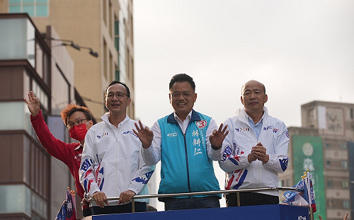 朱立倫、韓國瑜聯手掃街力挺林耕仁 ：林是下架民進黨唯一人選 