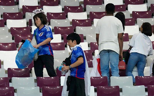 世足／日本爆冷贏德國！球迷「一舉動」驚動世界