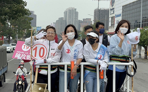 對左楠議員選情有自信  柯志恩喊五席女力全上