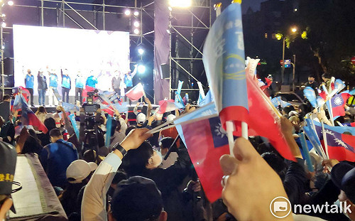 已經高呼「蔣市長」 蔣萬安開票之夜支持者振奮